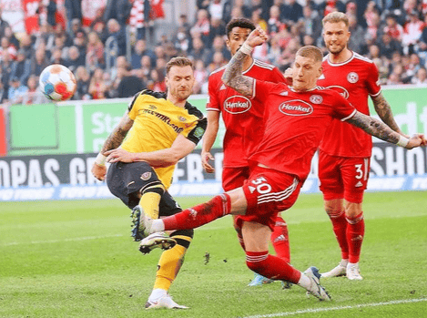 九游体育-新疆广汇迎德国杯关键赛；转会期主帅复盘；赛场秩序良好；医务组通报恢复(新疆广汇飞虎男篮官网)