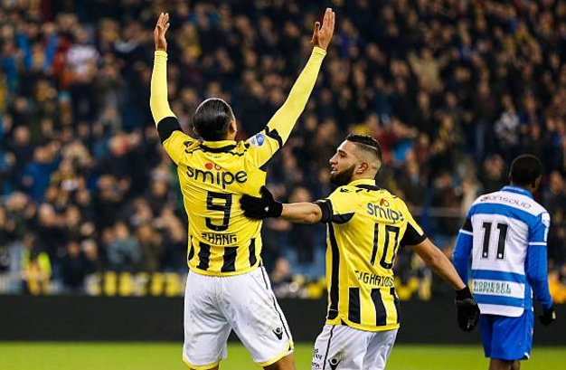 金州勇士训练开放日,冲刺阶段外线爆发引欢呼,荷甲在即,控场能力受关注 金州勇士训练开放日,冲刺阶段外线爆发引欢呼,荷甲在即,控场能力受关注